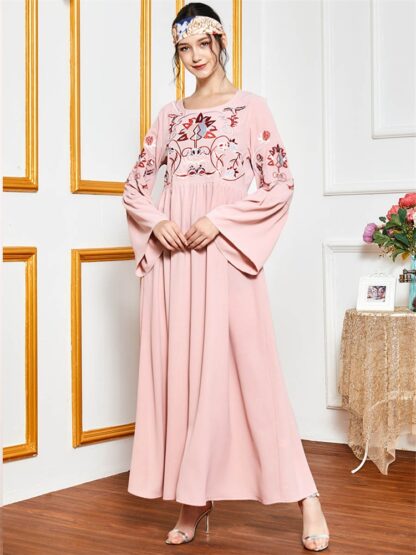 Купить dubai Fall 2021 Maxi Dress Sweet Pink Floral Embroidery Empire Swing Long Sleeve Turkey Muslim Arabic islamic Clothes Women gown