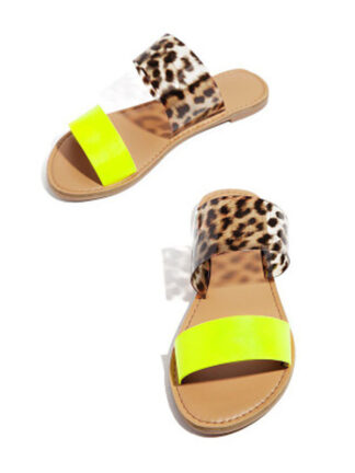 Купить 2021 fashion sexy summer new one-shaped outdoor transparent female slippers Flat bottom leopard print plus size beach slippers
