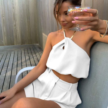 Купить Metal Chain Halter Crop Tops Women Elegant White Sleeveless Baless Top Cropped Summer Holidayhigh quality