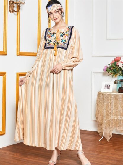 Купить Maxi Dress Ethnic Striped Embroidery Long Sleeve Autumn 2021 Loose Casual Turkey Arabic Muslim Clothes for Women moroccan kaftan