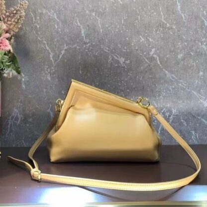 Купить Fashion messenger ladies wallet designer high-quality leather clutch shoulder bag Dicky0750 card holder evening dress women wholesale