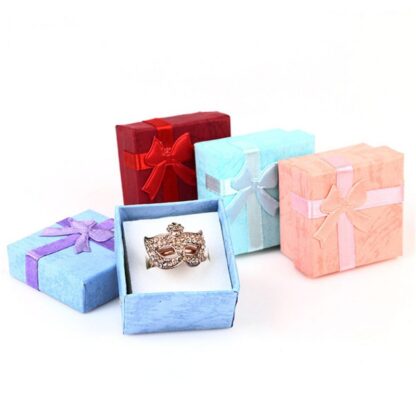 Купить Bowknot Jewelry Packaging Display Gift Boxes 4X4X3cm Cute Box Red Pink Purple Blue Earrrings Ring Boxes Wholesale s