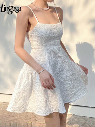 Купить Darlingaga Fashion Chic Strap White Jacquard Sexy Party Dress Female Backless Lace Up Elegant High Waist Pleated Dress Mini 2022