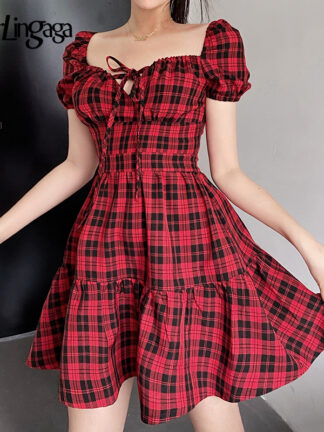 Купить Darlingaga Vintage Mall Goth Short Sleeve Plaid Dress Mini Harajuku Ruched Summer Dress Women Pleated Square Neck Sundress 2021