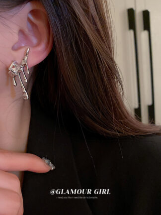Купить Silver Stud Rhinestone-Encrusted Lava Water Drop Earrings Korean Fashion Personality Trend Stud eardrop Design Geometric Frosty Style Earri