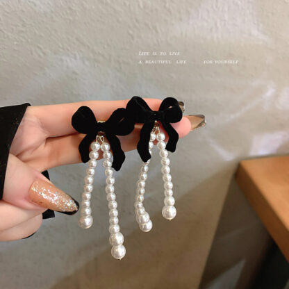 Купить 925 Silver Needle Flocking Bow Pearl Tassel Earrings Korean French Style Vintage Earrings Temperamental Minority eardrop for Women