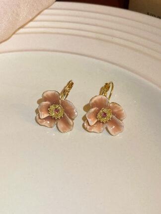 Купить Spring Fresh Diamond Flowers Ear Hook Ear Clip Korean Design Temperament Girl Earrings Mori Style Sweet eardrop