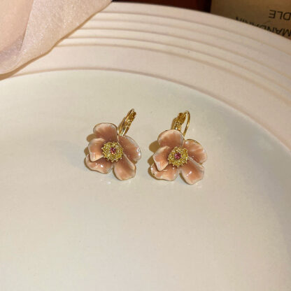 Купить Spring Fresh Diamond Flowers Ear Hook Ear Clip Korean Design Temperament Girl Earrings Mori Style Sweet eardrop