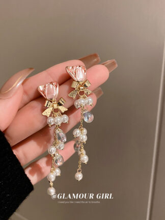 Купить Silver Needle Rose Pearl Tassel Earrings French Sweet Rococo Style Ear Stud Earring Fresh Fairy Earrings