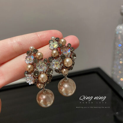 Купить 925 Silver Needle Korean Fashion Grandeur Personality Trendy Earrings Pearl Diamond Flower Earrings Internet Celebrity Design eardrop