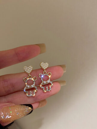 Купить 925 Silver Needle Pearl Rhinestone Bear Love Heart Stud Earrings Women Exquisite Petite Korean Simple Cute eardrop