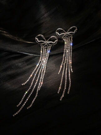 Купить 925 Silver Stud Rhinestone-Encrusted Bow Tassel Earrings Korean High Profile and Generous Long Earrings Personalized Fashion eardrop Women