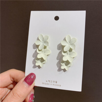 Купить 925 Silver Needle Korean Fashion New Personality Creative Flower Sweet Earrings Temperament Design eardrop for Women