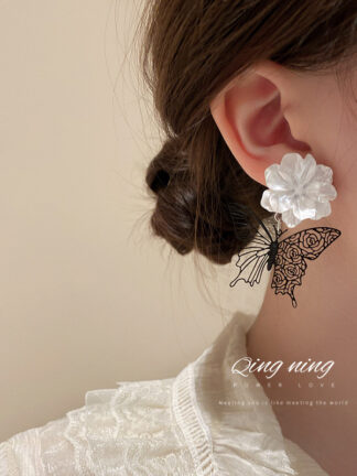 Купить 925 Silver Needle Korean Dongdaemun Fashion New Butterfly Flower Earrings Earrings Online Influencer Refined Design eardrop