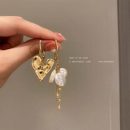 Купить 925 Silver Needle Asymmetric Pearl Heart Shape with Diamond Stud Earrings Korean Personalized Fashion Earrings Long Fringe eardrop Women