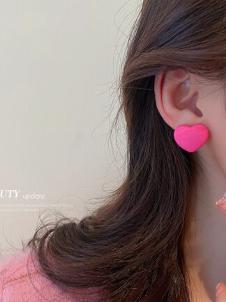 Купить Silver Needle Rose Red Series Geometric Heart Shape Earrings Korean Fashion Simple Stud Earrings Personality Acrylic eardrop Female Wholesa