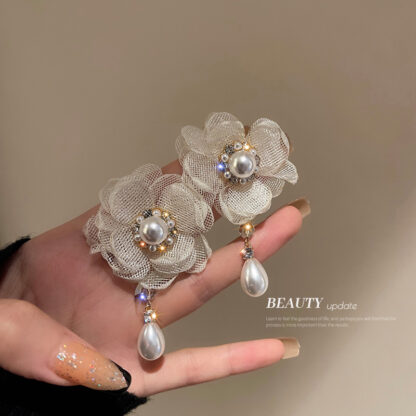 Купить 925 Silver Needle Organza White Flower Earrings Korean Style Rhinestone Pearl Eardrops Sweet Super Fairy Mori Earrings Fashion