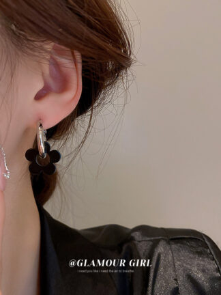 Купить Silver Needle Flower Earrings Korean Cold Style Simple Personality Elegant eardrop Fashionable and Versatile Female