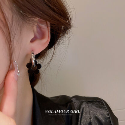 Купить Silver Needle Flower Earrings Korean Cold Style Simple Personality Elegant eardrop Fashionable and Versatile Female