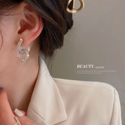 Купить Silver Stud Rhinestone-Encrusted Letter Cross Earrings Light Luxury Minority High-Grade Earrings Korean Temperament Internet Famous Personal