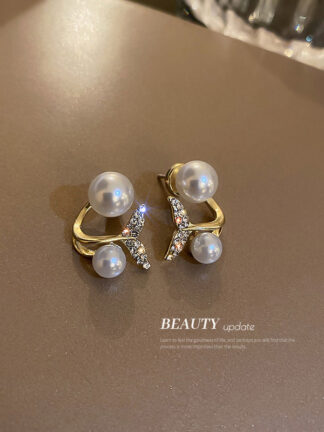 Купить 925 Silver Stud Rhinestone-Encrusted Pearl Fishtail Earrings Womens Niche Exquisite High-Grade Earrings Korean Temperament Entry Lux Earring