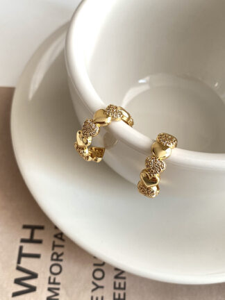 Купить Real Gold Electroplated Silver Needle Heart-Shaped Zircon C- Shaped Earrings Korean High-Grade Light Luxury Ear Ring Design Fashion Earrings