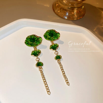 Купить 925 Silver Needle Chinese Long High Profile Elegant Dripping Oil Green Lotus Leaf Earrings Mori Style eardrop for Summer Wom