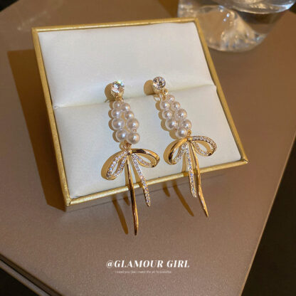 Купить Real Gold Electroplated Silver Stud Rhinestone-Encrusted Pearl Zircon Bow Earrings Korean Design Light Luxury Earrings Fashion eardrop