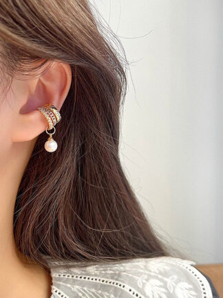 Купить Real Gold Electroplated Zircon Pearl Three-Layer Earrings Korean Non-Pierced Ear Bone Clip Single Simple Generous eardrop