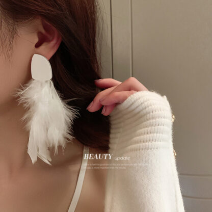 Купить 925 Silver Needle Acrylic White Feather Earrings Korean Sweet Dream Super Fairy Earrings Bohemian Style eardrop