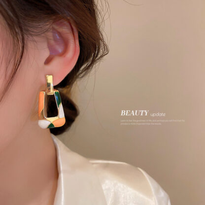 Купить Silver Needle Korean Drip Trapezoidal Earrings Exaggerated Personalized Internet Influencer Stud Earrings Ins Temperamental Minority Design