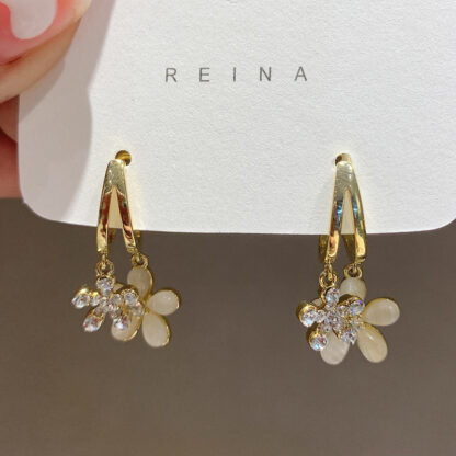 Купить Real Gold Electroplated Silver Stud Rhinestone-Encrusted Flower Earrings Korean Design Temperament Ear Stud Earring Spring Classic Style