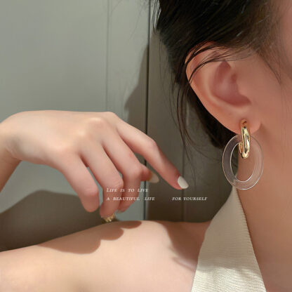 Купить Korean One Style for Dual-Wear Acrylic Geometric Ellipse Mori Style Minority Design Earrings Hot Selling Temperament eardrop