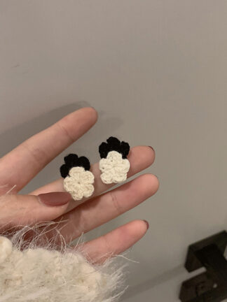 Купить 925 Silver Needle Knitted Wool Flower Earrings Japanese and Korean Style Niche Design Earrings Ins Sweet Temperament eardrop Female