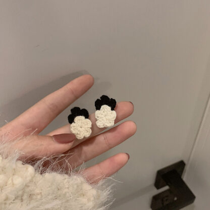 Купить 925 Silver Needle Knitted Wool Flower Earrings Japanese and Korean Style Niche Design Earrings Ins Sweet Temperament eardrop Female