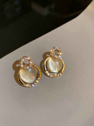 Купить 925 Silver Needle Korean Stylish and Simple Personality Stud Earrings Opal Diamond Letters Internet Celebrity Design eardrop
