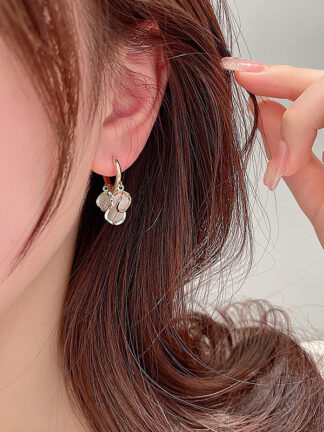 Купить Round Beads Opal Tassel Ear Clip Literary Style Spring Fresh and Cute Earrings Eardrops Korean Design Sense Sweet Earrings