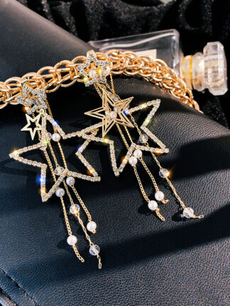 Купить 925 Silver Needle Net Red Tide Asymmetric Pentagram Tassel Eardrops Elegant Pearl Earrings Female Shiny Diamond-Encrusted Earrings