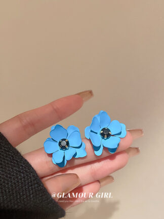 Купить Korean Silver Stud Rhinestone-Encrusted Solid Color Flower Earrings Cute Girl Classic Style Stud eardrop Fashion Internet Famous Personaliz