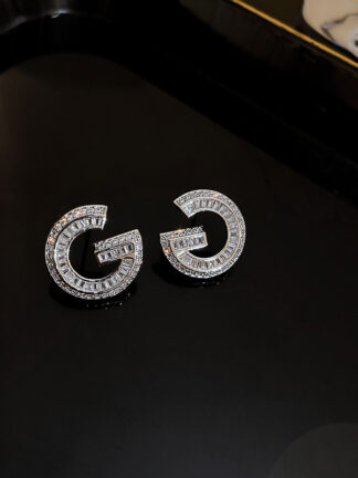 Купить 925 Silver Stud Rhinestone-Encrusted Zircon Letter Bear Earrings Korean Ins Super Fairy Rhinestone Earrings Hot Selling Temperament eardrop