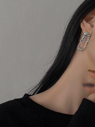 Купить Silver Needle Irregular Geometric Pleated Pin Diamond-Embedded Love Heart Earrings European and American Personalized Ear Stud Earring Frost