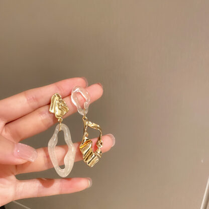 Купить 925 Silver Needle Asymmetric Geometric Acrylic Earrings Korean Niche Design Earrings Personality Wild eardrop Women