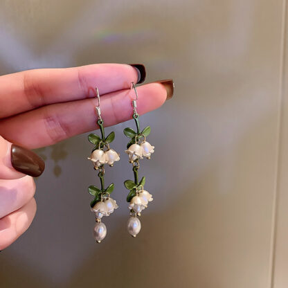 Купить Korean Pearl Lily Earrings Fresh Fairy Unique Ear Hooks Flower Mori Style Artistic Lady Ear Rings