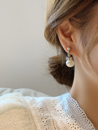 Купить 925 Silver Stud Rhinestone-Encrusted Bowknot Earrings Korean Special-Interest Design Temperament Fashion Earrings Simple and Personalized Ea