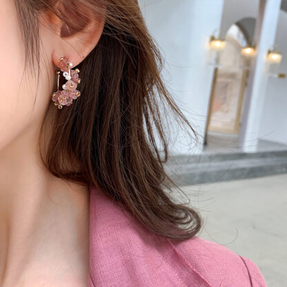 Купить 925 Silver Needle Irregular Crystal Earrings Earrings Womens Korean-Style Sweet Elegance Online Influencer Eardrops C- Shaped eardrop