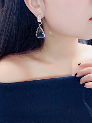 Купить 925 Silver Needle European and American Fashion Shining Diamond Geometric Triangle Crystal Earrings Korean Personalized and Temperamental St