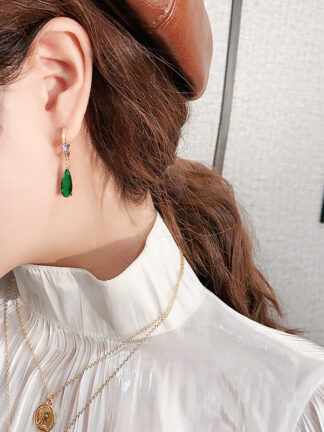 Купить 925 Silver Needle Korean Simple Mazu Emerald Earrings Temperament Net Red Tide Micro Zircon-Encrusted Stud Earrings Online Influencer Earrin