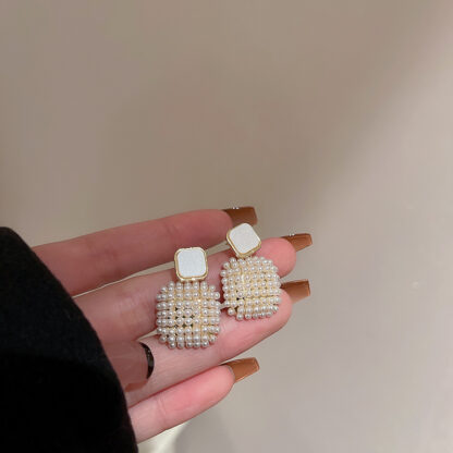 Купить 925 Silver Needle Pearl Square Earrings French Entry Lux Niche Design Earrings Sweet Girl Graceful Ear Ornaments