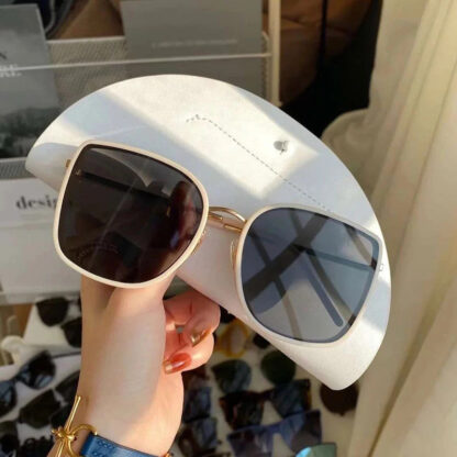 Купить Gm2021 New Sunglasses Womens to Make Big Face Thin-Looked Trendy Street Shot BB round Face Polarized Light UV-Proof Sunglasses