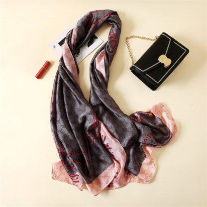 Купить Sarongs Sharon Chunqiu new imitation silk scarf women's European and American fashion thin summer sunscreen beach shawl